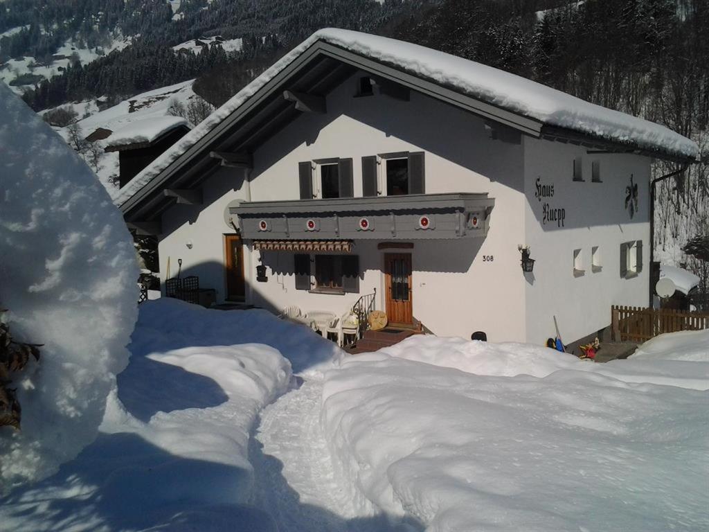 Haus Ruepp Apartment Silbertal Bagian luar foto